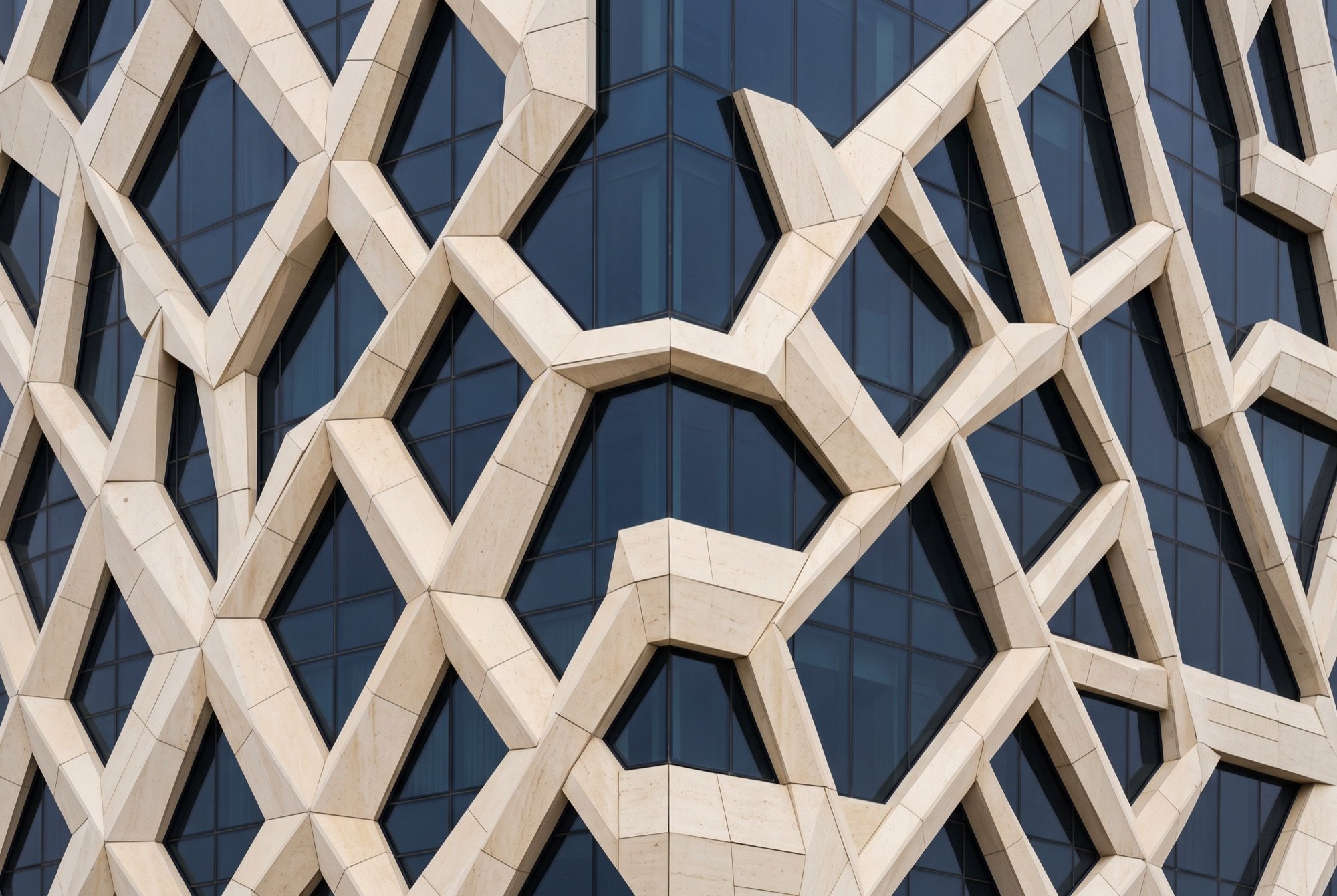 تفصيل معماري لمبنى مؤسسي سعودي